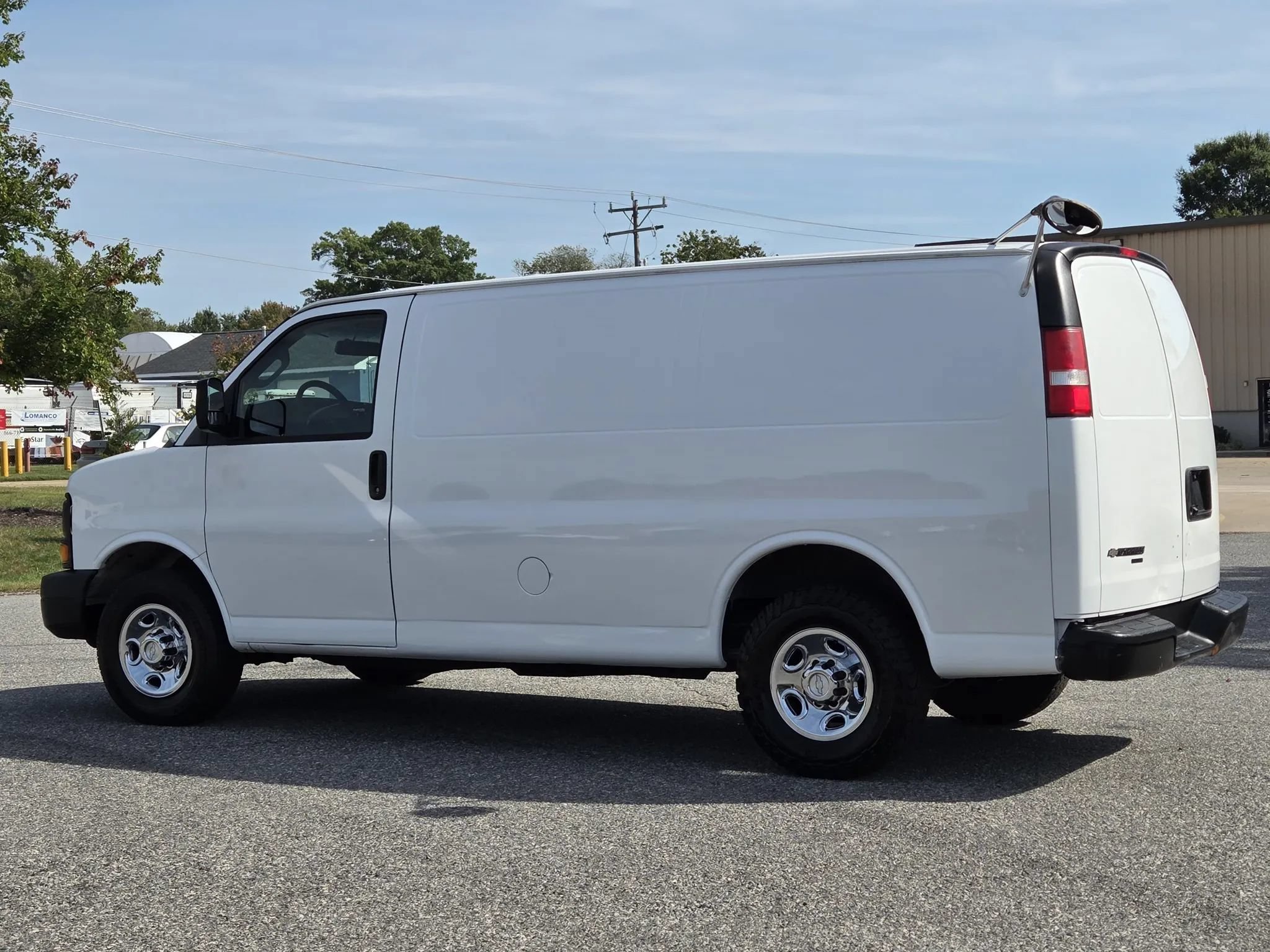 Used 2016 Chevrolet Express 3500 RWD image 7