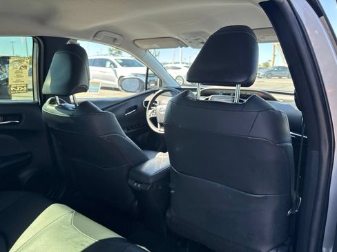 Used 2022 Toyota Prius Prime XLE FWD image 26