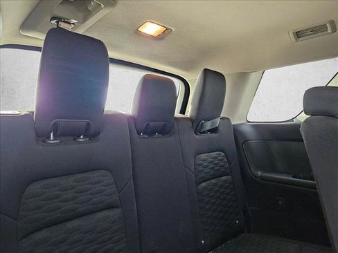Used 2024 Nissan Pathfinder S FWD image 14
