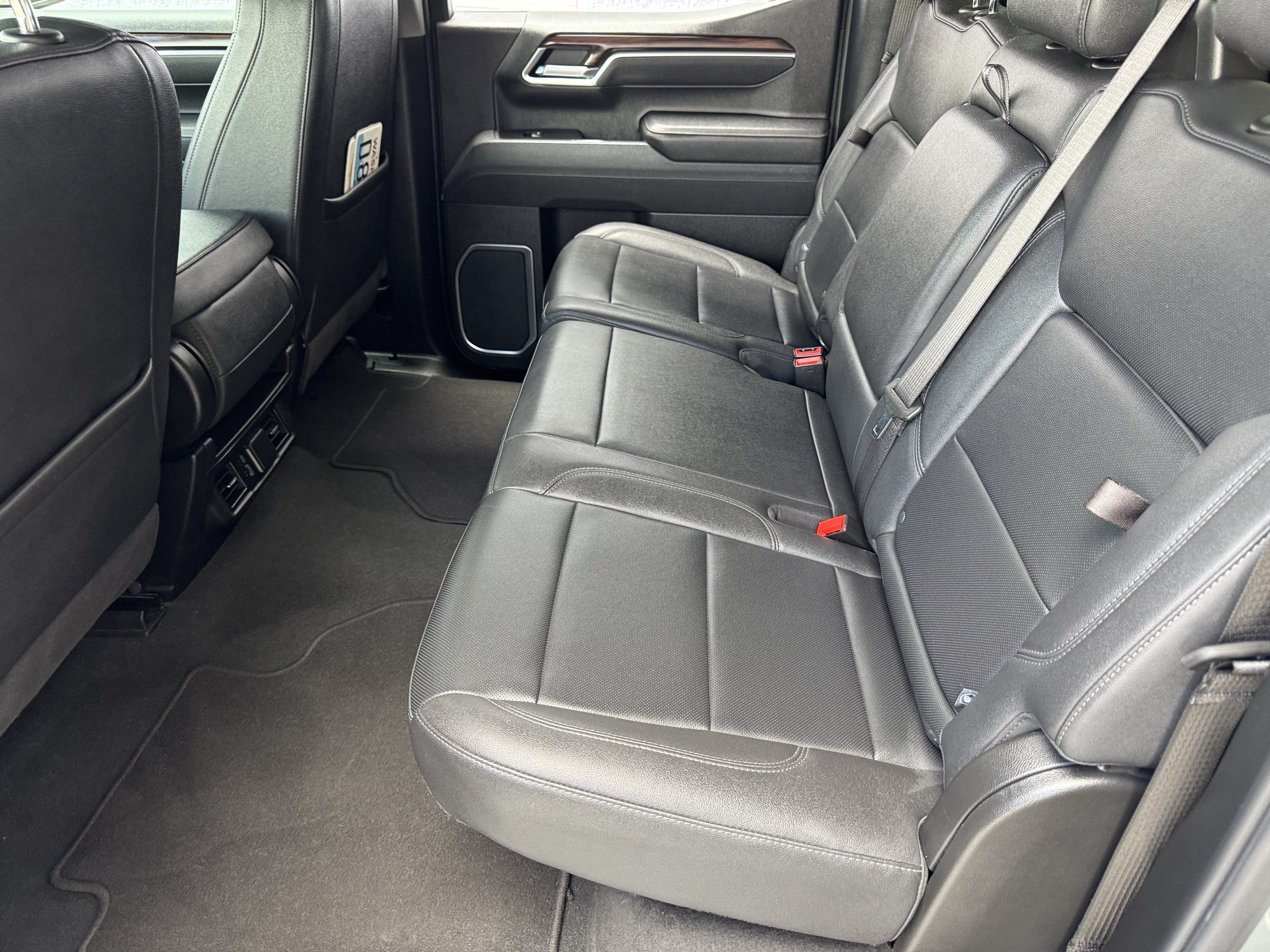 Certified 2025 GMC Sierra 1500 SLT AWD/4WD image 15