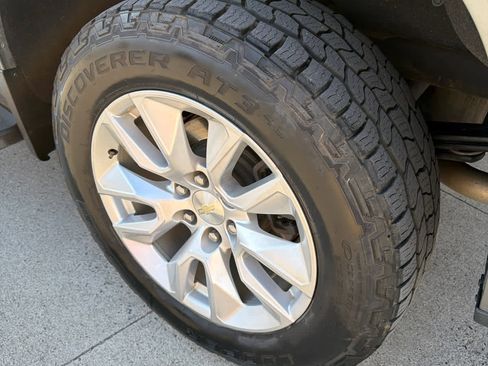 Used 2020 Chevrolet Silverado 1500 Custom w/ Custom Max Trailering Package image 10