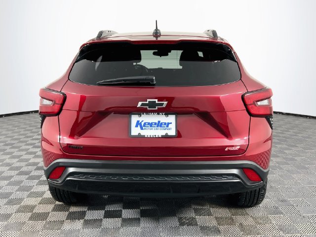 Used 2024 Chevrolet Trax RS w/ Driver Confidence Package FWD image 5