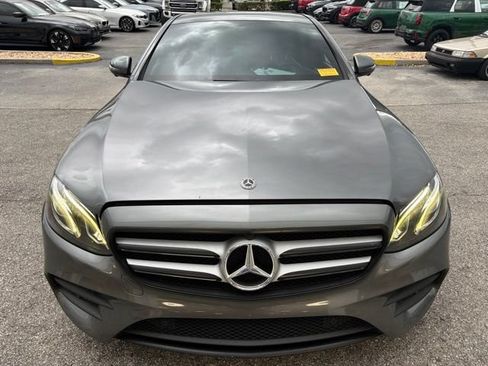 Used 2020 Mercedes-Benz E 350 Sedan image 5