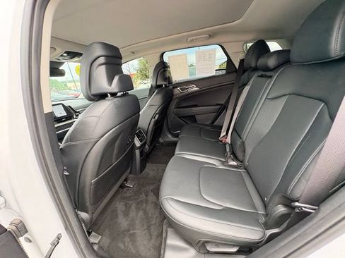 Used 2025 Kia Sportage EX w/ Premium Package FWD image 25