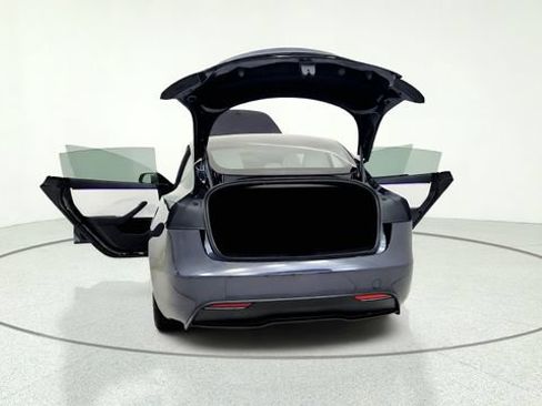 Used 2026 Tesla Model 3 RWD image 17