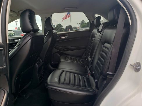 Used 2024 Ford Edge SEL w/ Convenience Package AWD/4WD image 12