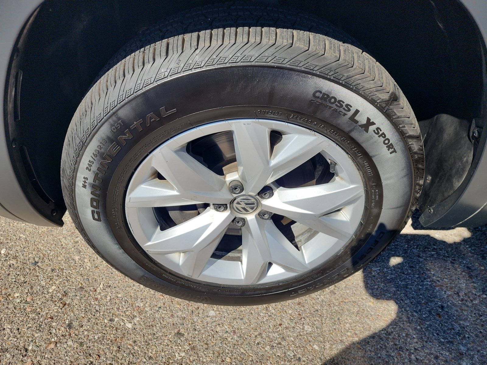Used 2018 Volkswagen Atlas SE FWD image 26