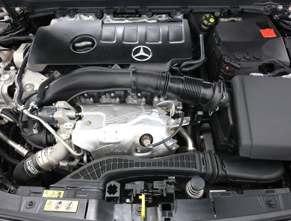 Certified 2023 Mercedes-Benz CLA 250 4MATIC image 27