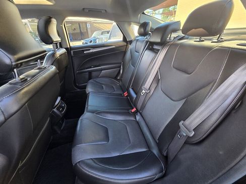 Used 2016 Ford Fusion Titanium FWD image 13