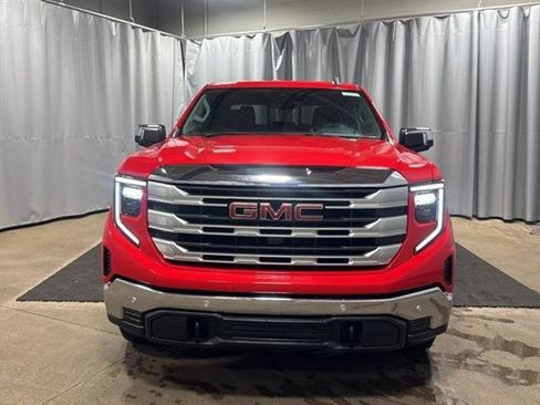 New 2025 GMC Sierra 1500 SLE w/ Preferred Package image 2