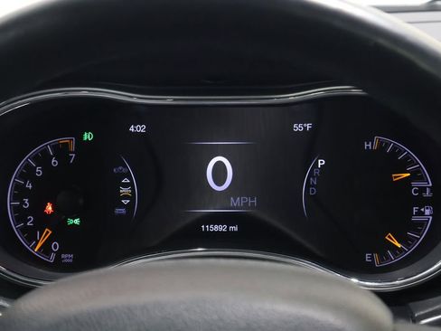 Used 2018 Jeep Grand Cherokee Limited image 18