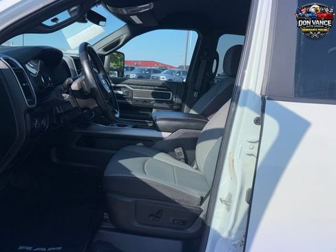 Used 2024 RAM 2500 Big Horn w/ Off Road Package AWD/4WD image 9