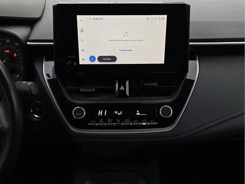 Used 2024 Toyota Corolla SE image 11