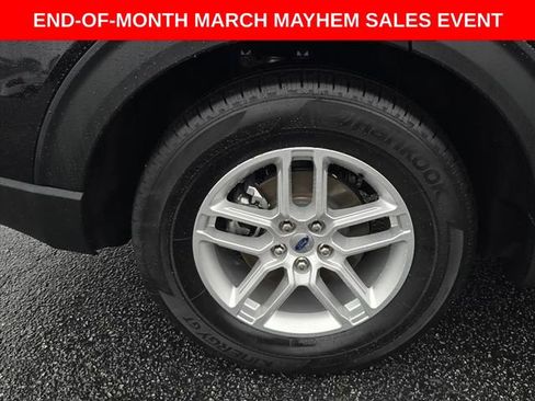 Used 2025 Ford Explorer Active image 30