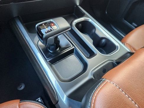 Used 2025 Chevrolet Silverado 1500 LT Trail Boss w/ Convenience Package II image 23