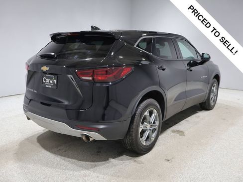 Used 2023 Chevrolet Blazer LT AWD/4WD image 2