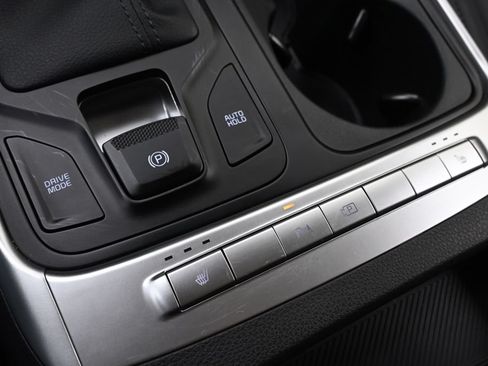 Used 2026 Kia Carnival FWD image 35
