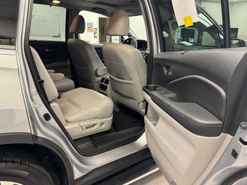 Used 2018 Honda Pilot Elite image 18