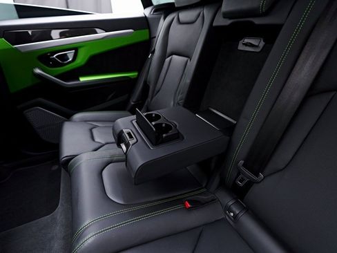 Used 2022 Lamborghini Urus image 58