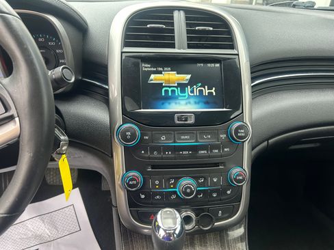 Used 2015 Chevrolet Malibu LTZ image 20