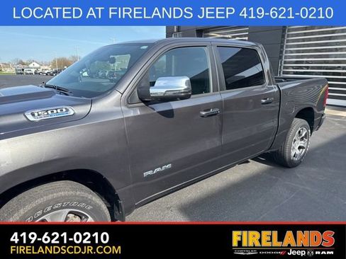 Used 2024 RAM 1500 Laramie image 11