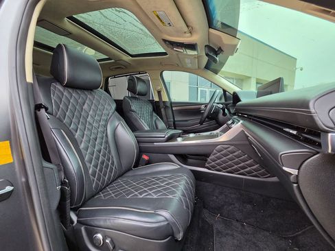 Used 2022 Genesis GV80 3.5T AWD/4WD image 6