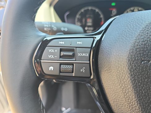 Used 2023 Honda Civic Sport image 16