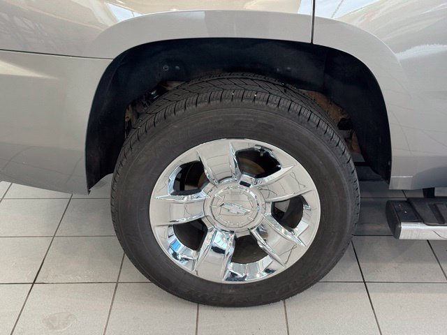 Used 2017 Chevrolet Tahoe LT w/ LT Signature Package AWD/4WD image 40