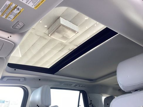 New 2025 Ford Expedition Platinum image 84