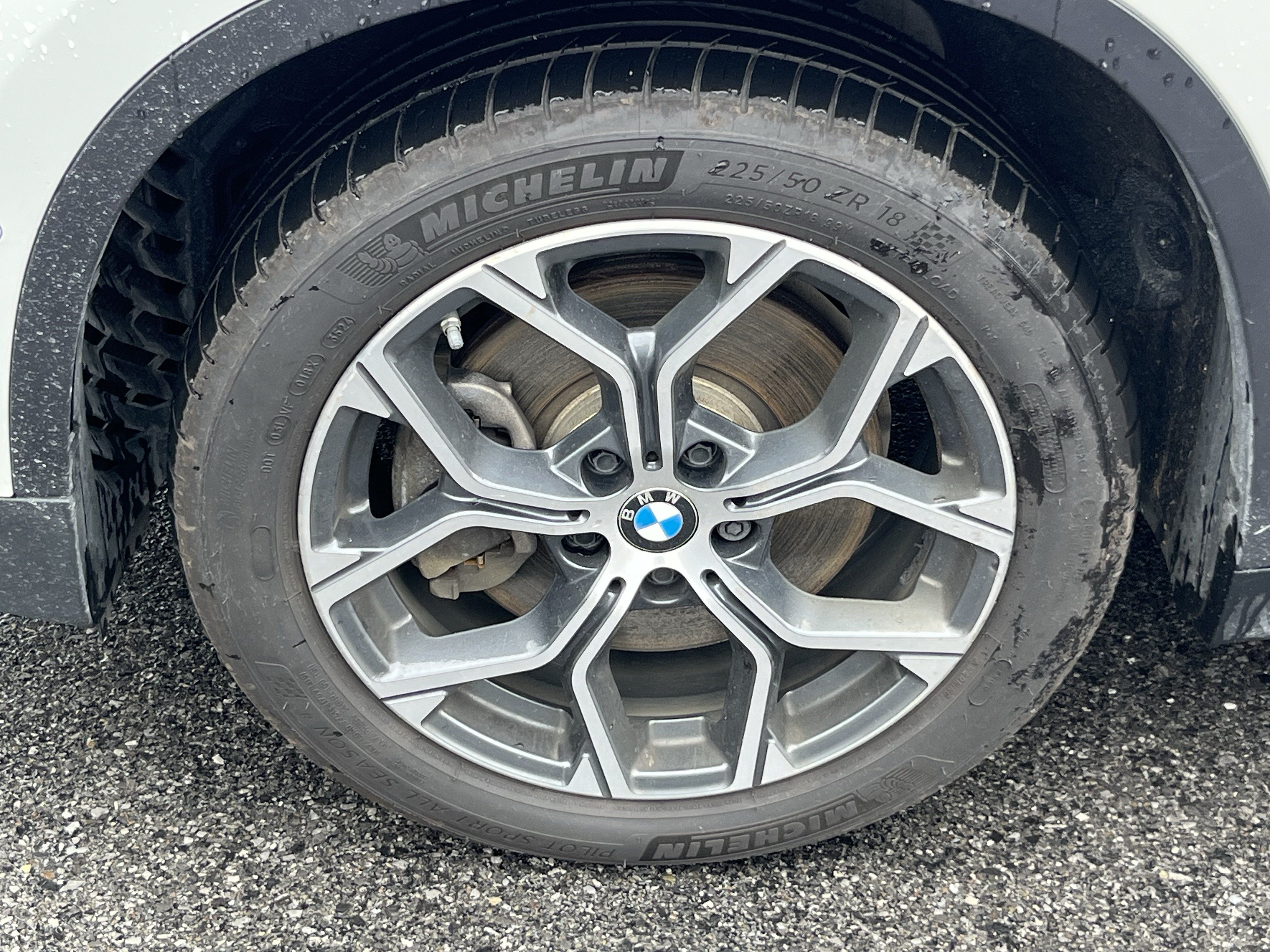 Used 2022 BMW X1 xDrive28i w/ Premium Package AWD/4WD image 14