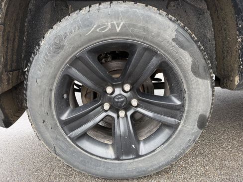 Used 2022 RAM 1500 Classic Warlock AWD/4WD image 13