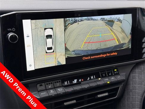 Used 2025 Toyota Camry XLE w/ Premium Plus Package image 24