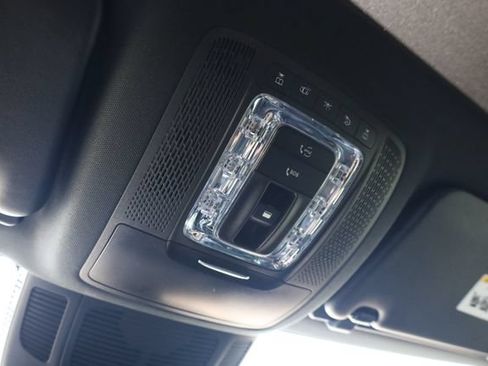 Used 2020 Mercedes-Benz GLS 580 4MATIC image 28