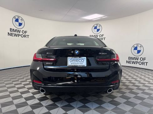 New 2026 BMW 330i xDrive Sedan w/ Premium Package AWD/4WD image 7