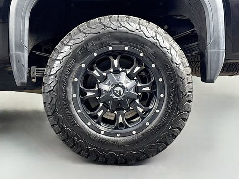 Used 2021 GMC Sierra 3500 Denali w/ Denali Black Diamond Edition image 36