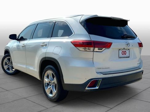 Used 2017 Toyota Highlander Limited FWD image 12