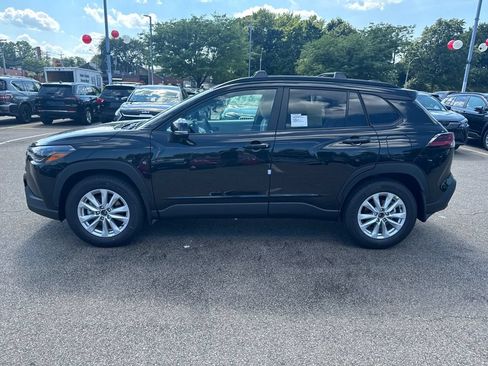 New 2026 Toyota Corolla Cross LE w/ Moonroof Package AWD/4WD image 4