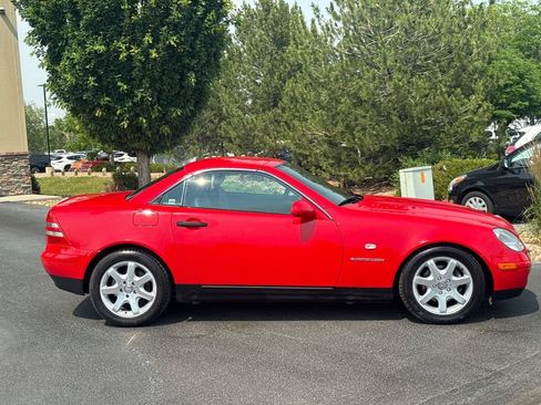 Used 2000 Mercedes-Benz SLK 230 image 40