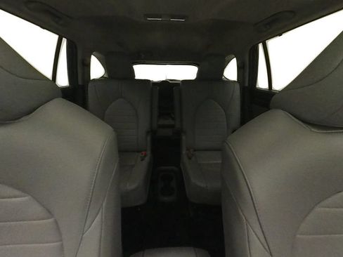 Certified 2024 Toyota Highlander XLE AWD/4WD image 33