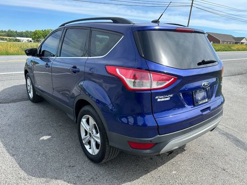 Used 2016 Ford Escape SE w/ SE Leather Comfort Package FWD image 9
