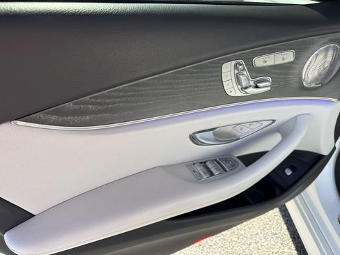 Used 2022 Mercedes-Benz E 450 4MATIC Sedan image 7