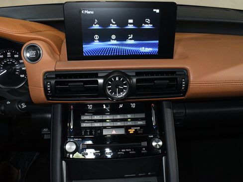 Used 2023 Lexus IS 300 w/ Premium Package RWD image 32