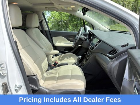 Used 2017 Buick Encore Premium w/ Experience Buick Package AWD/4WD image 29