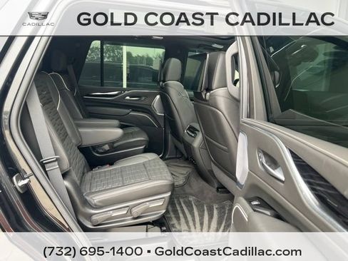 Certified 2024 Cadillac Escalade V w/ LPO, ONYX Package AWD/4WD image 10