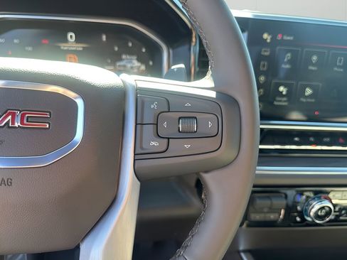 New 2026 GMC Sierra 1500 SLT w/ SLT Convenience Package image 28