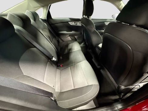 Used 2023 Kia Forte LXS w/ LXS Technology Package FWD image 25