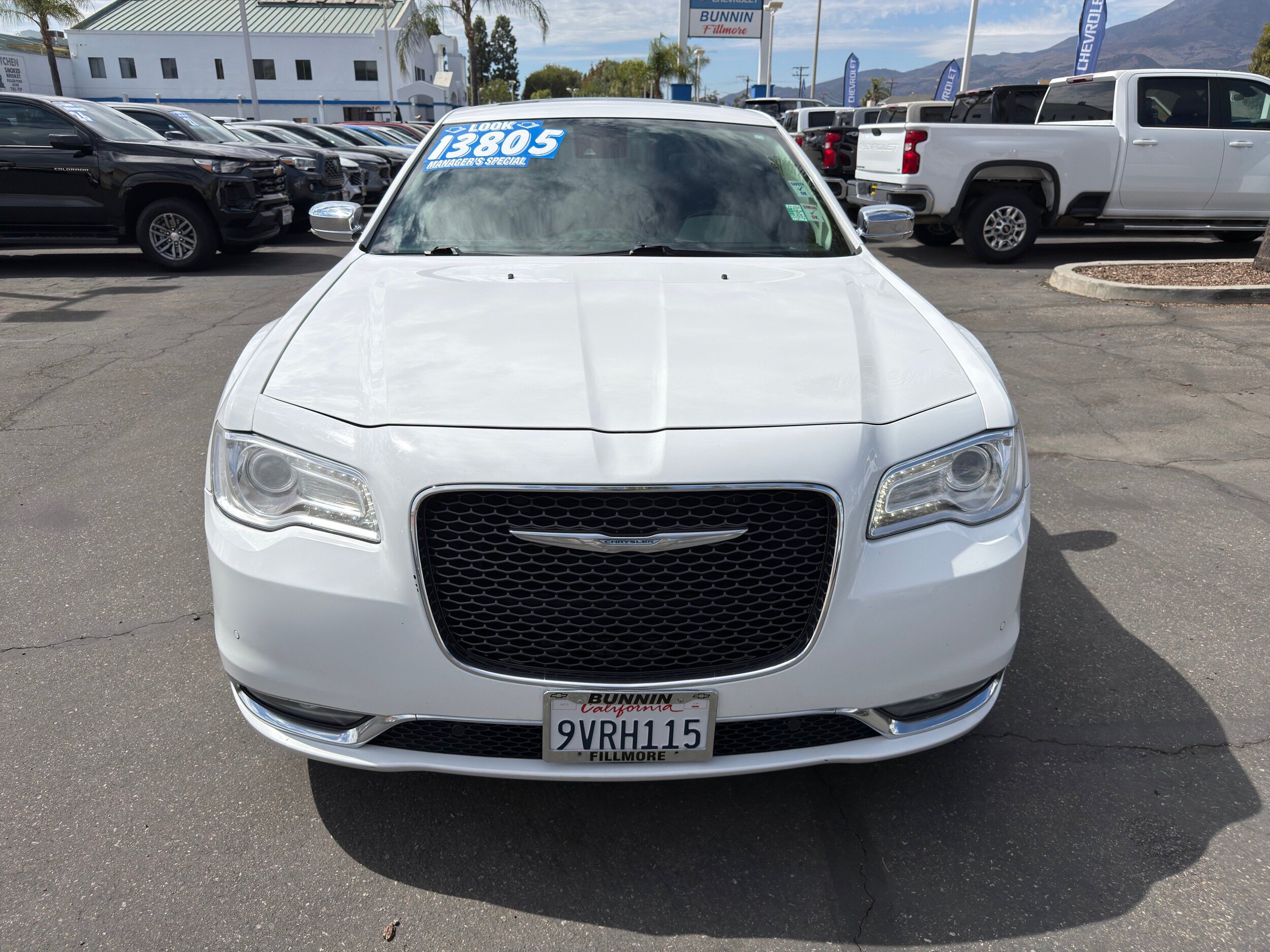 Used 2015 Chrysler 300 C w/ Harman/Kardon Audio Group RWD image 3