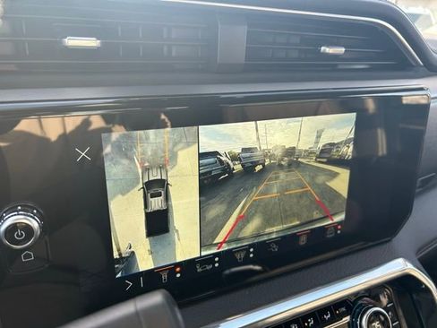 New 2025 GMC Sierra 2500 Denali w/ Denali Reserve Package image 23