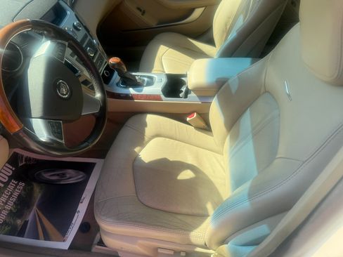 Used 2011 Cadillac CTS Luxury image 7