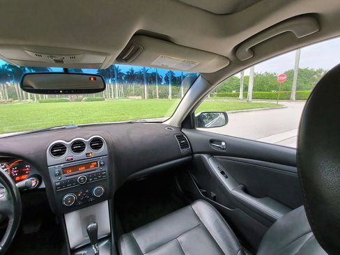 Used 2009 Nissan Altima 2.5 SL w/ SL Pkg FWD image 31